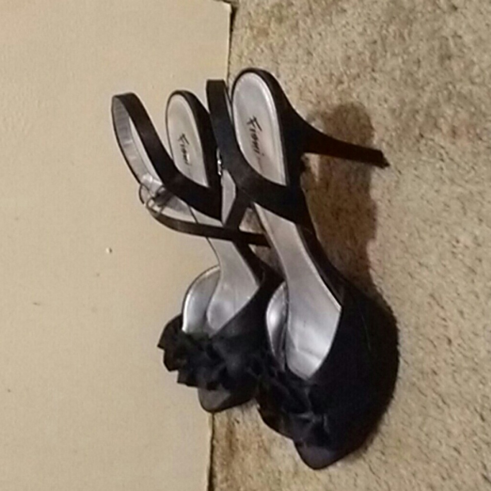 Black women heels